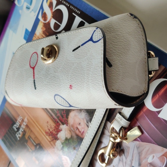 Coach Sunglass Case In Signature Canvas With Racquet Print - Picture 6 of 7